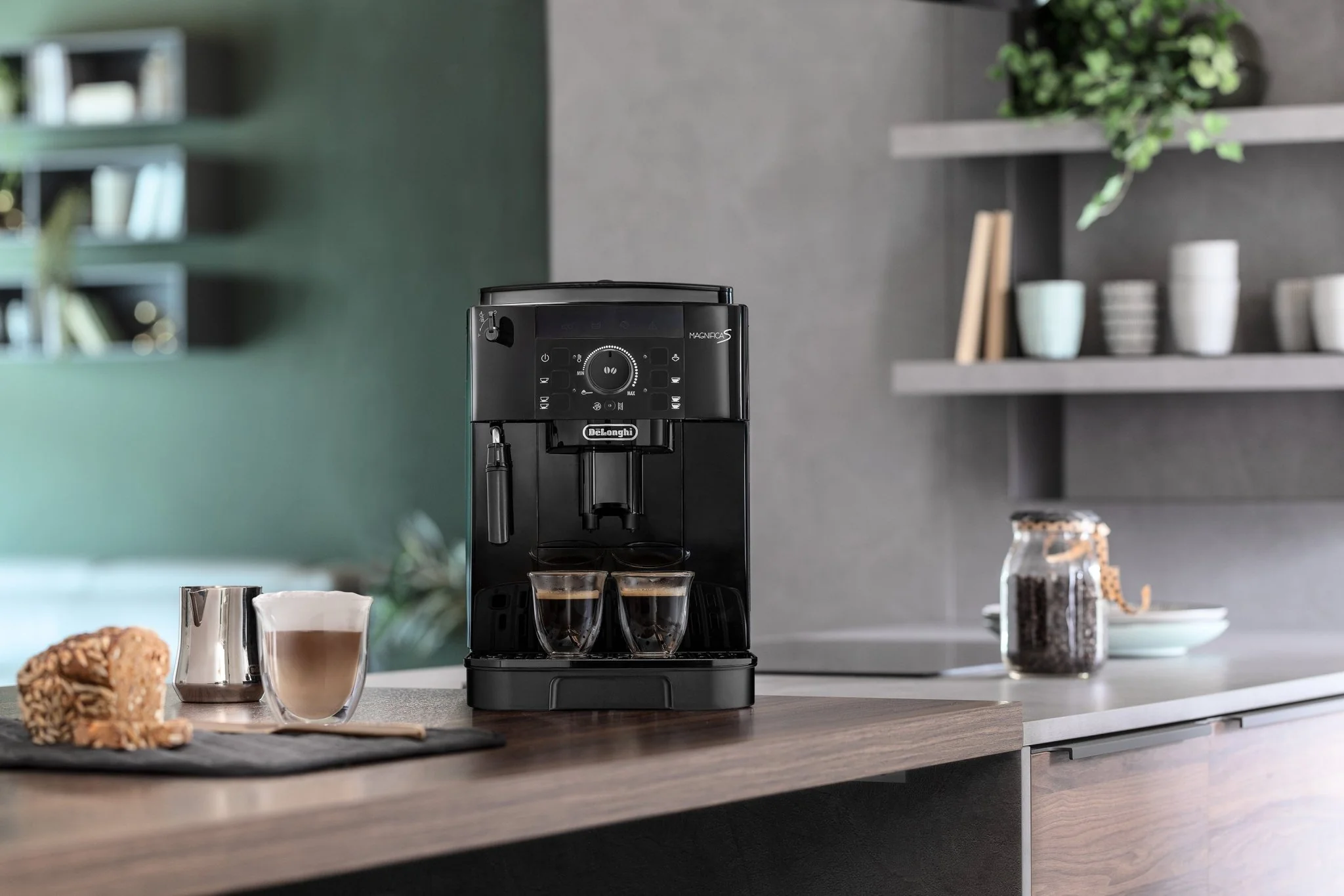 Delonghi ECAM12.121.B Magnifica S Bean to Cup Coffee Machine - Image 9