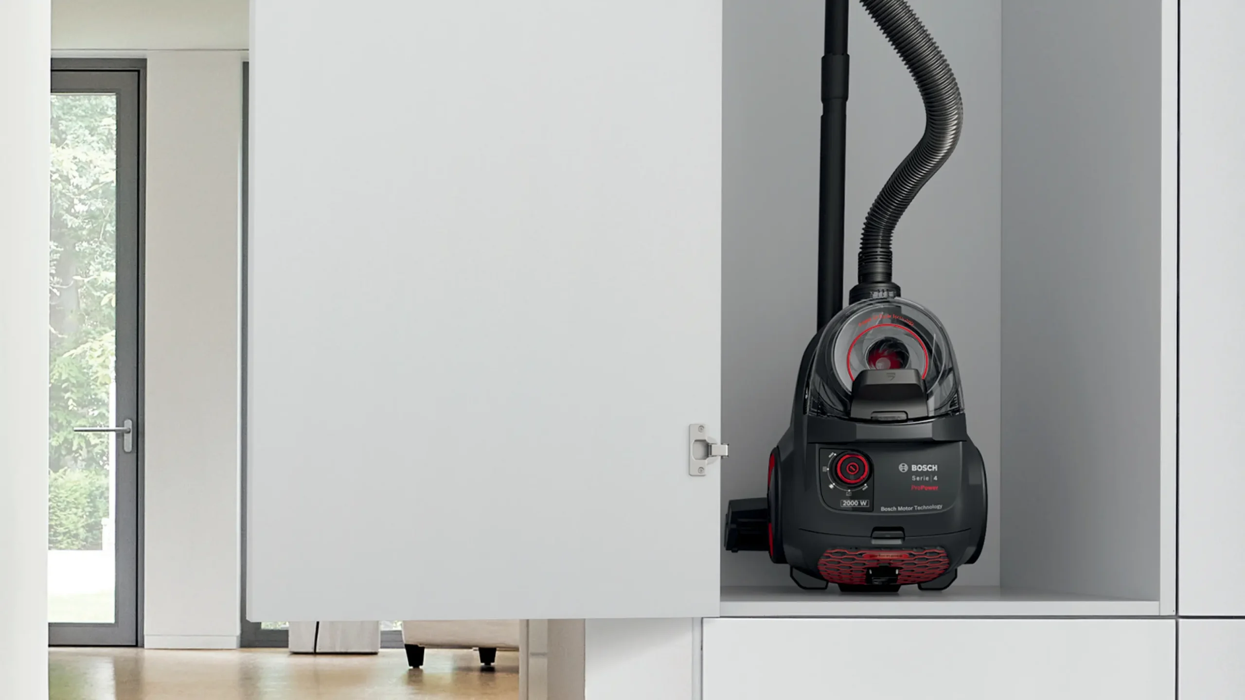 Bosch - BGS21WPOW 2000W Serie 4 Black ProPower Bagless Vacuum Cleaner - Image 3